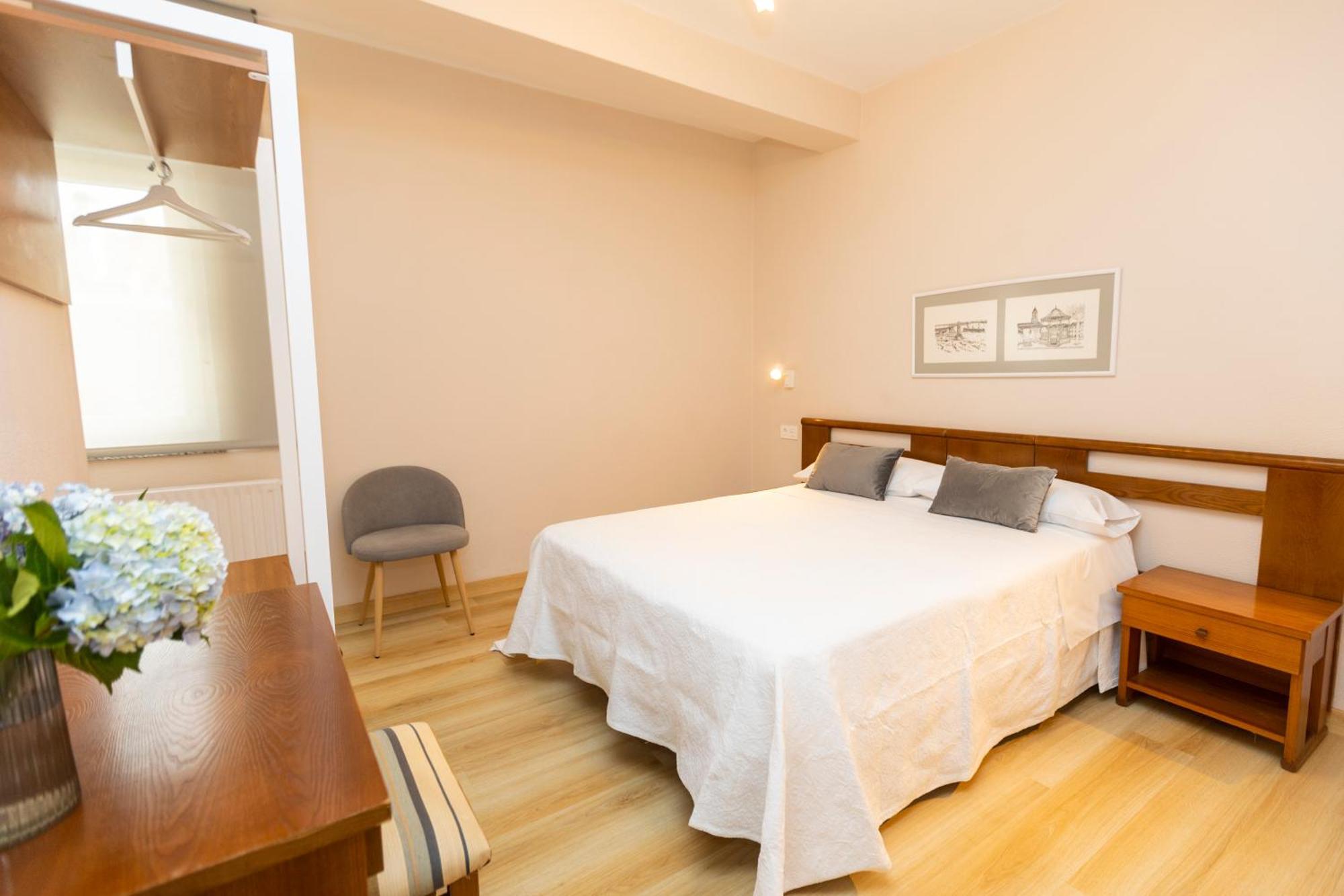 Hotel Ros Mary Ribadeo Luaran gambar