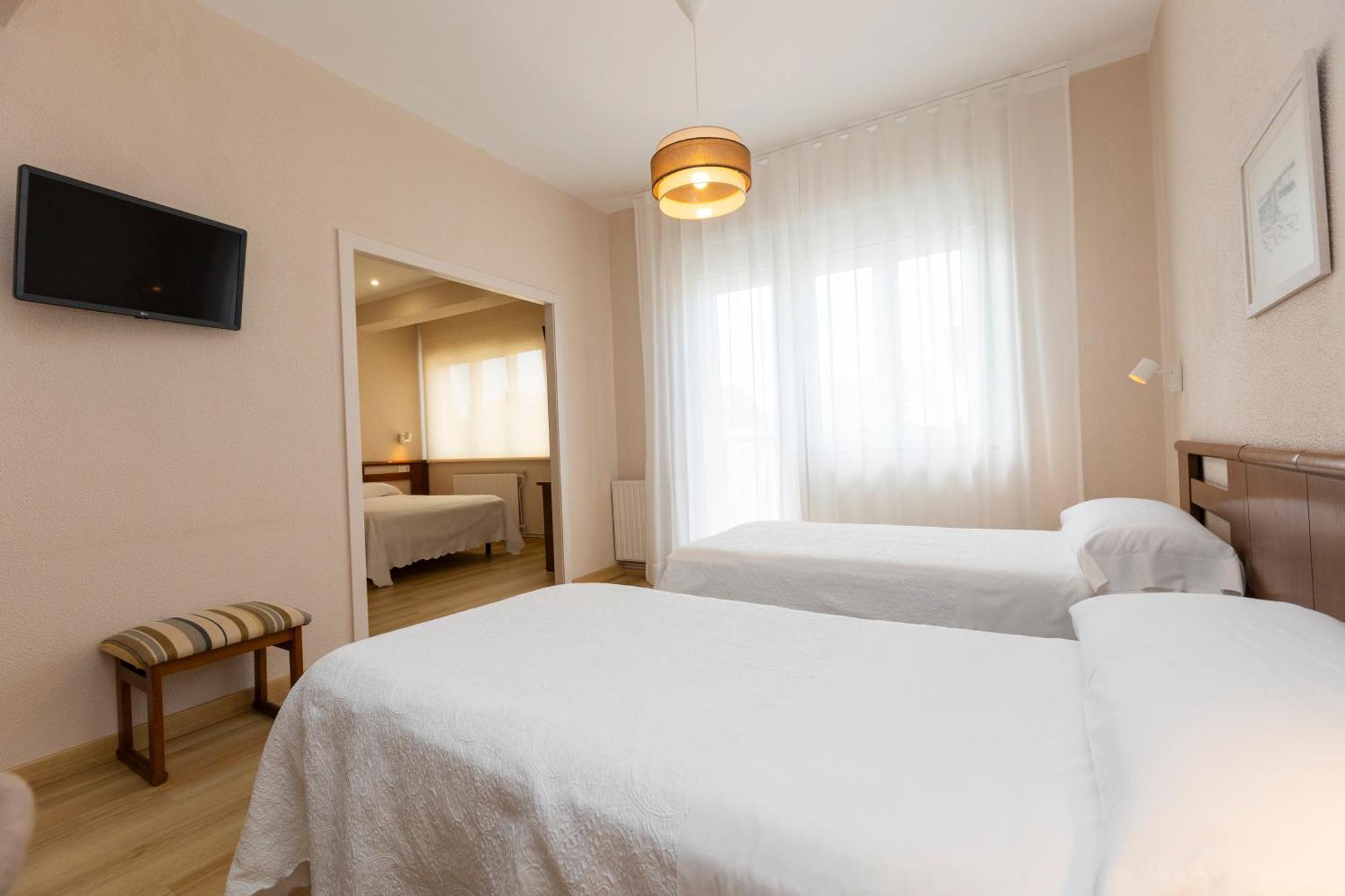Hotel Ros Mary Ribadeo Luaran gambar