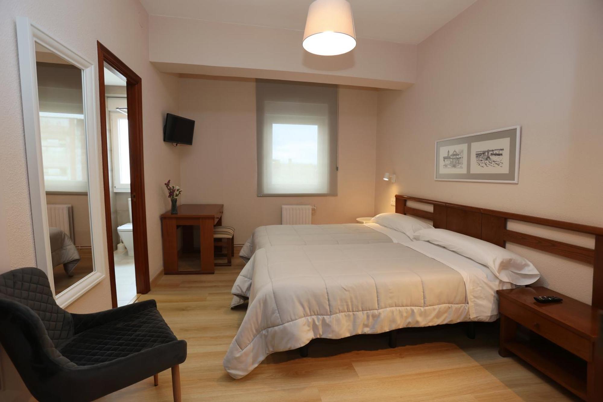 Hotel Ros Mary Ribadeo Luaran gambar