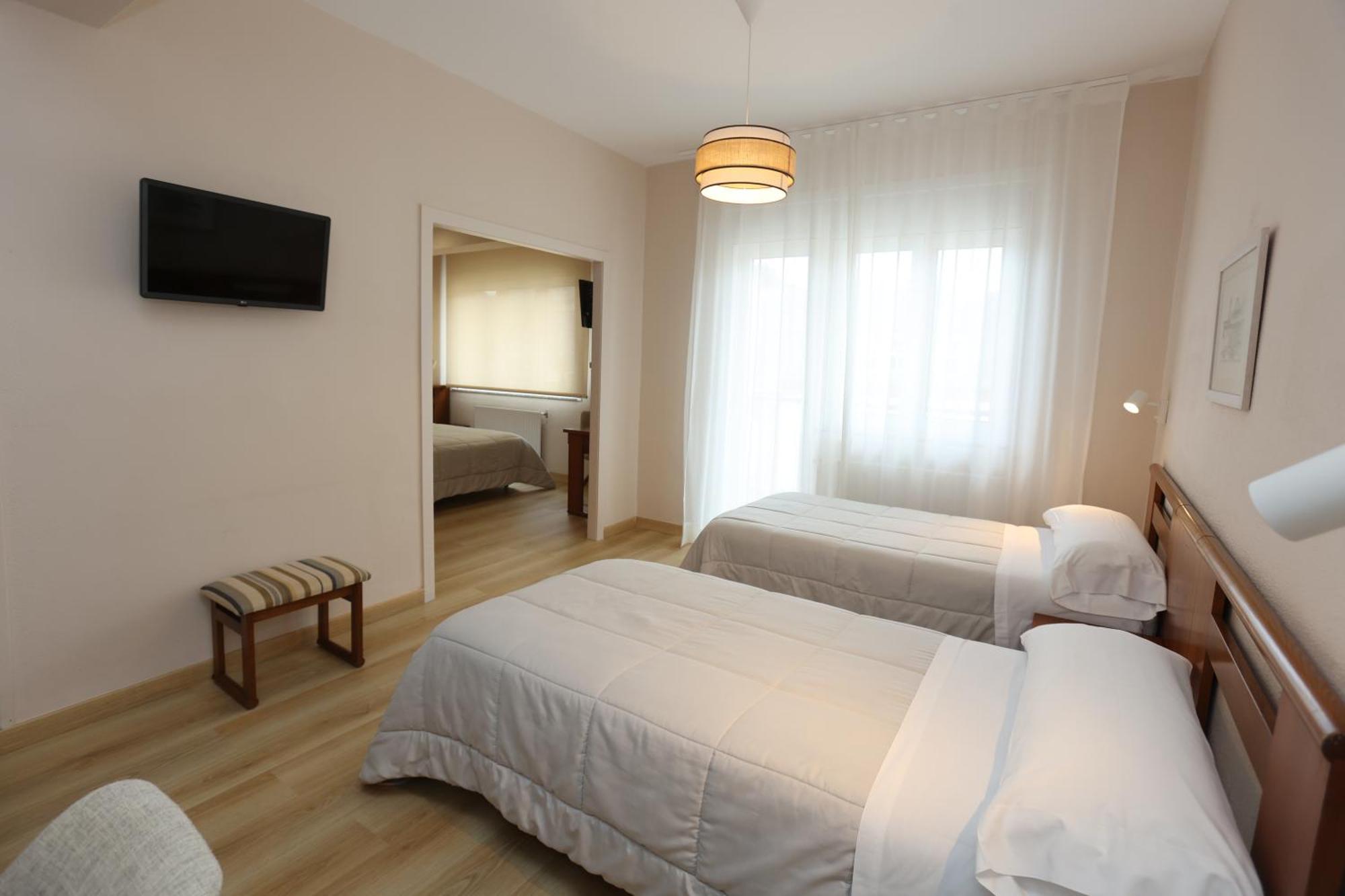 Hotel Ros Mary Ribadeo Luaran gambar